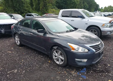 2013 Nissan Altima 2.5/S/Sv/Sl z USA, uszkodzony, nr VIN 1N4AL3AP3DN540711